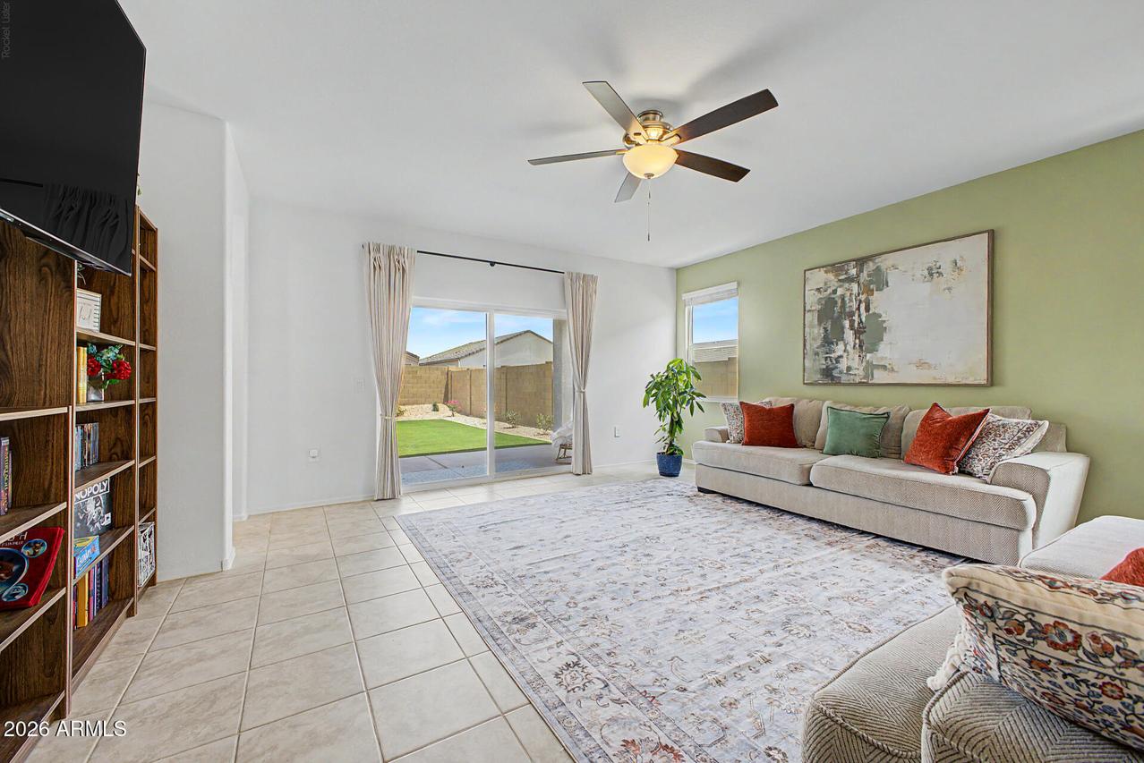 28241 N Nealite Dr., San Tan Valley, AZ 85143
