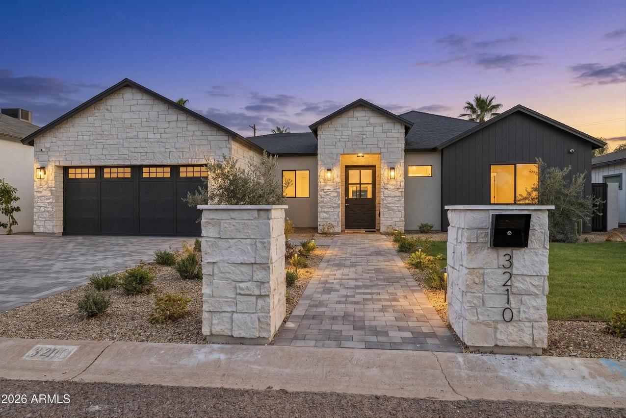 3210 E Oregon Ave., Phoenix, AZ 85018