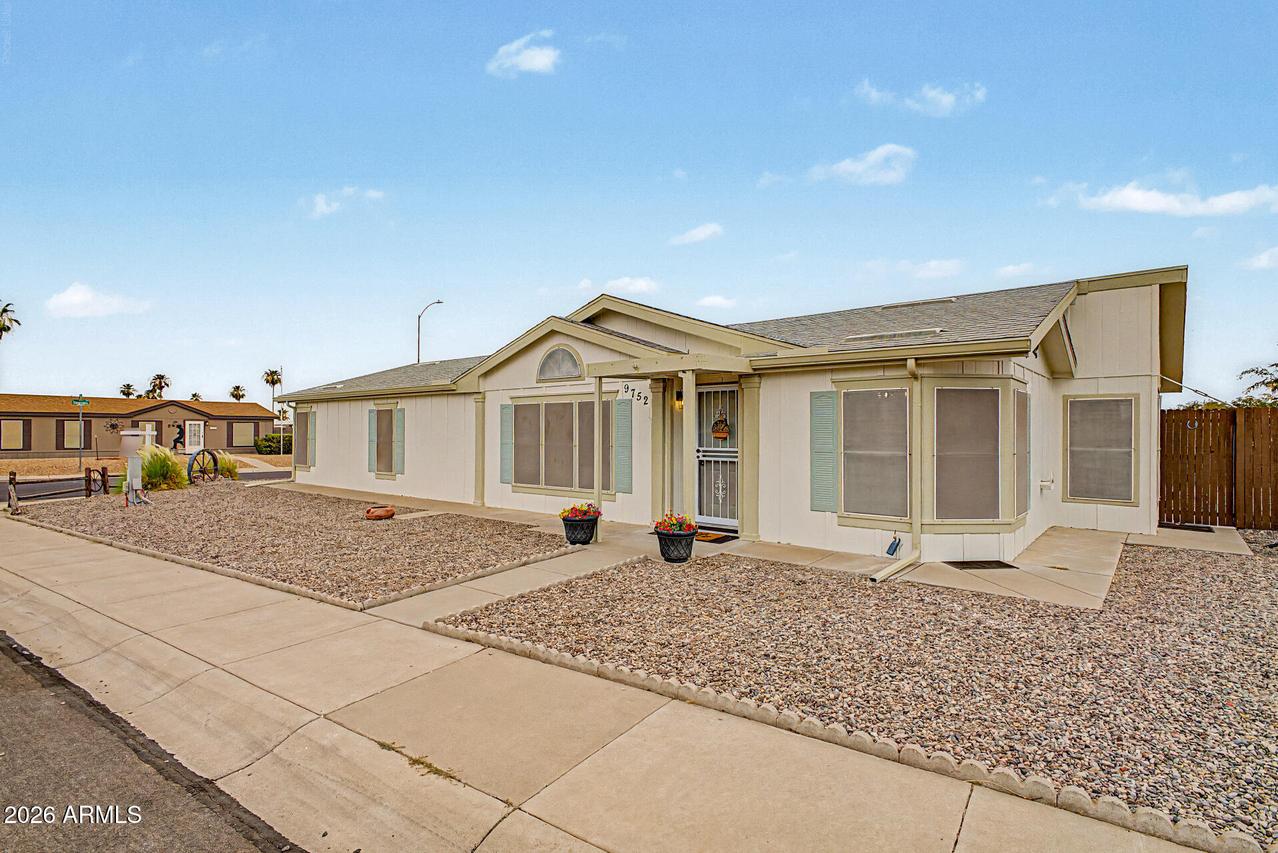 9752 E Empress Ave., Mesa, AZ 85208