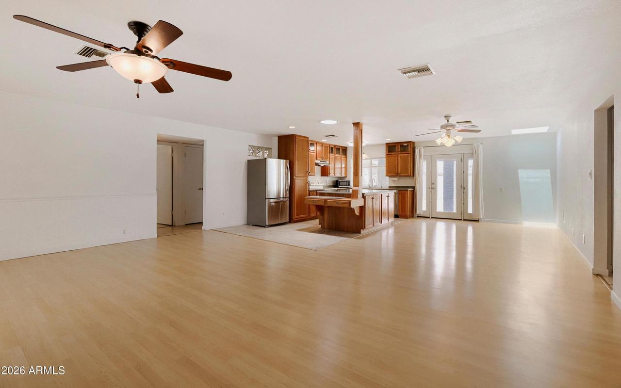 856 E Paradise Ln., Phoenix, AZ 85022