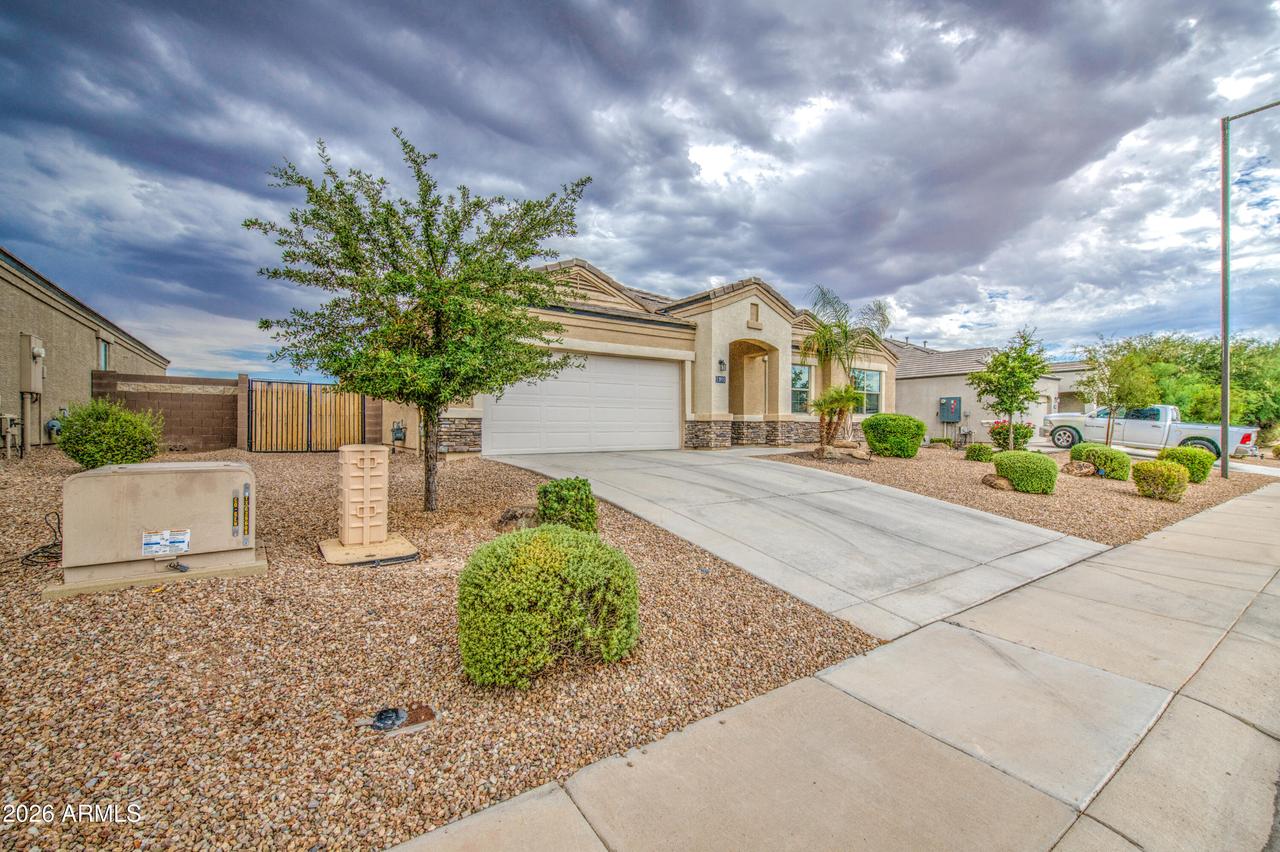 3915 N Brooklyn Dr., Buckeye, AZ 85396