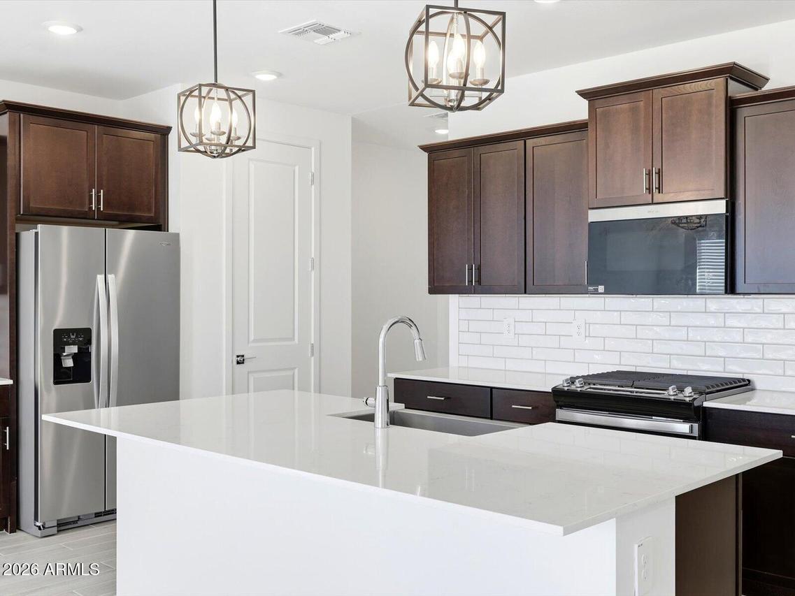 17863 W Washington St., Goodyear, AZ 85338