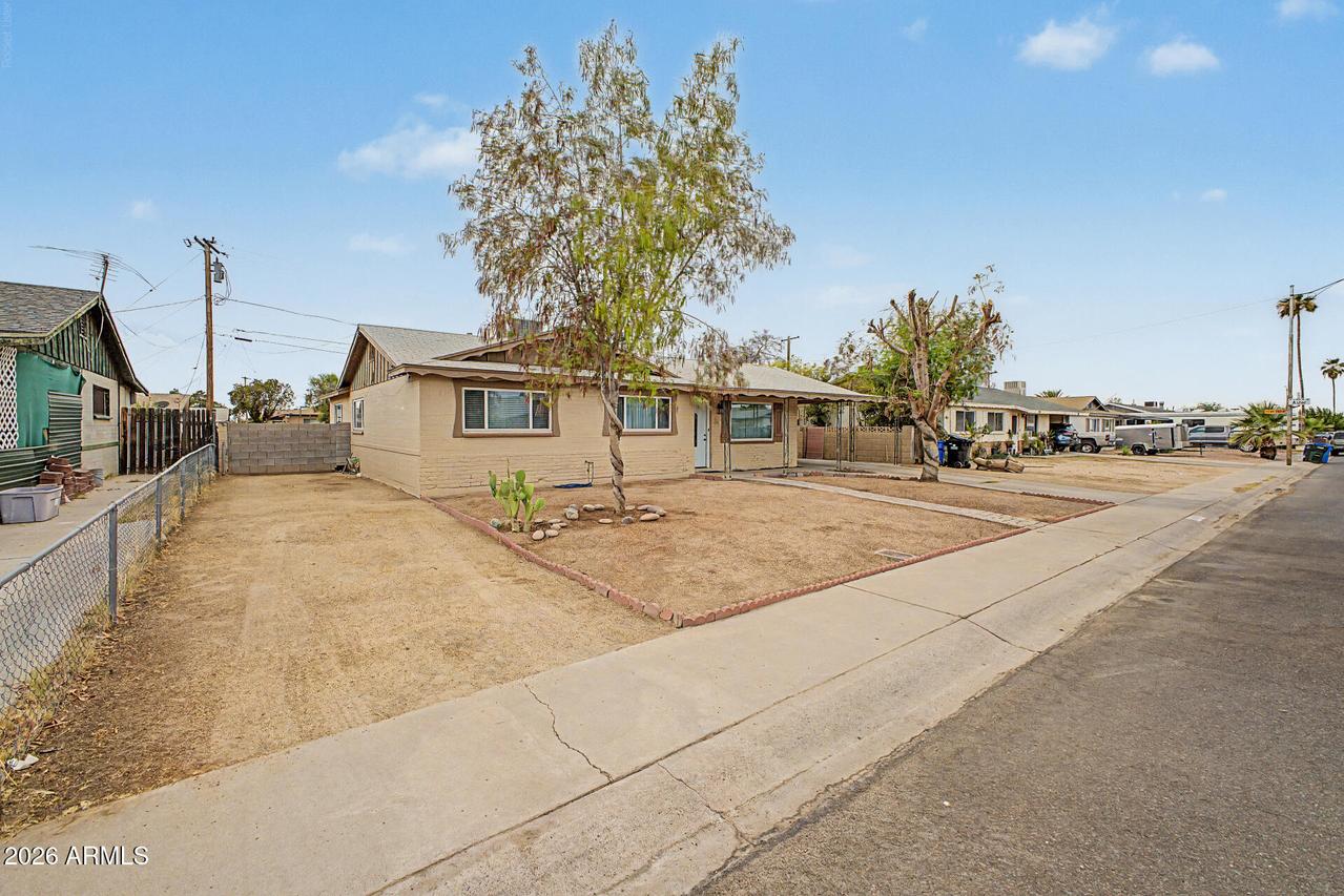 2909 W Aster Dr., Phoenix, AZ 85029
