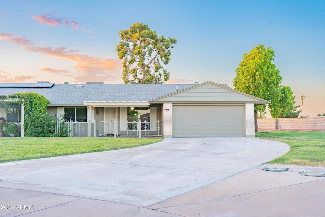 9902 W Raintree Dr., Sun City, AZ 85351