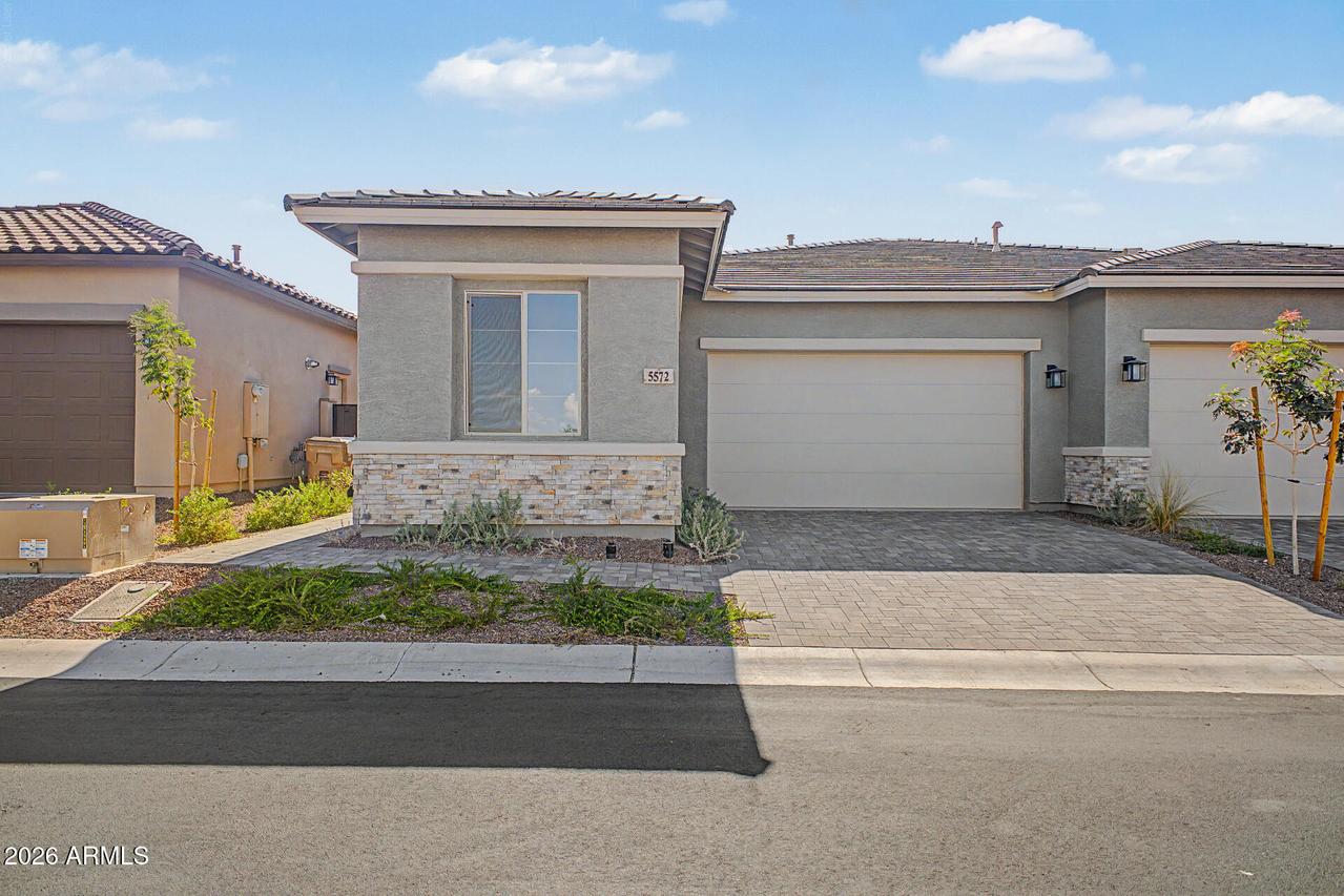 5572 N 205th Dr., Buckeye, AZ 85396