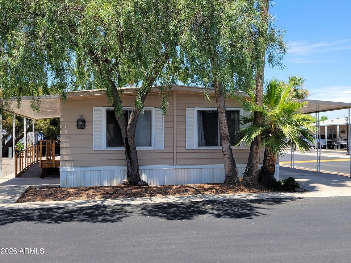 8401 N 67th Ave. #156, Glendale, AZ 85302