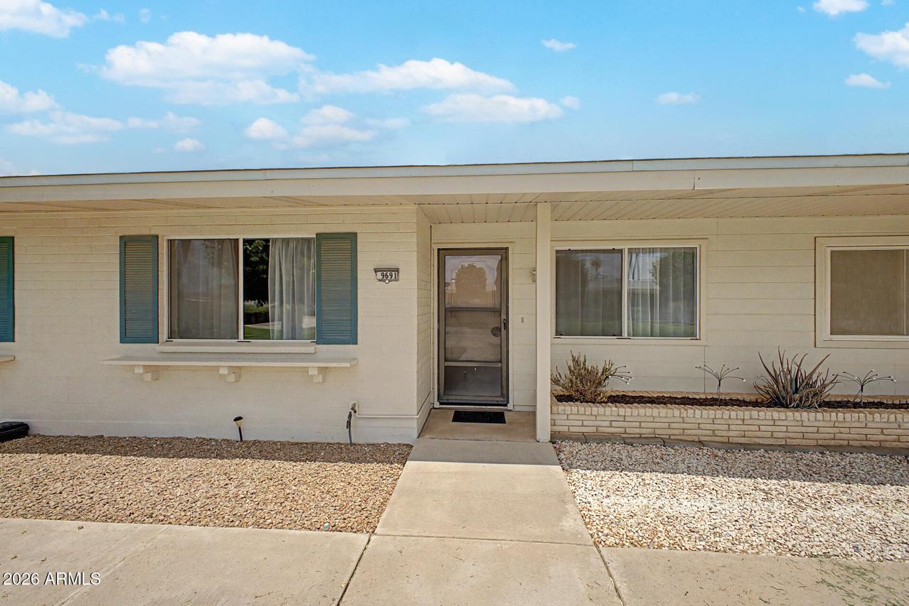 9691 N 111th Ave., Sun City, AZ 85351