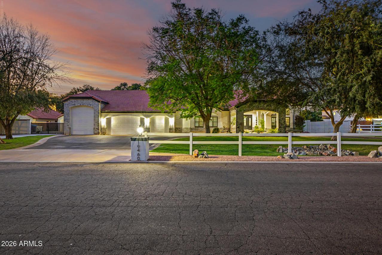 19460 E Sonoqui Blvd., Queen Creek, AZ 85142