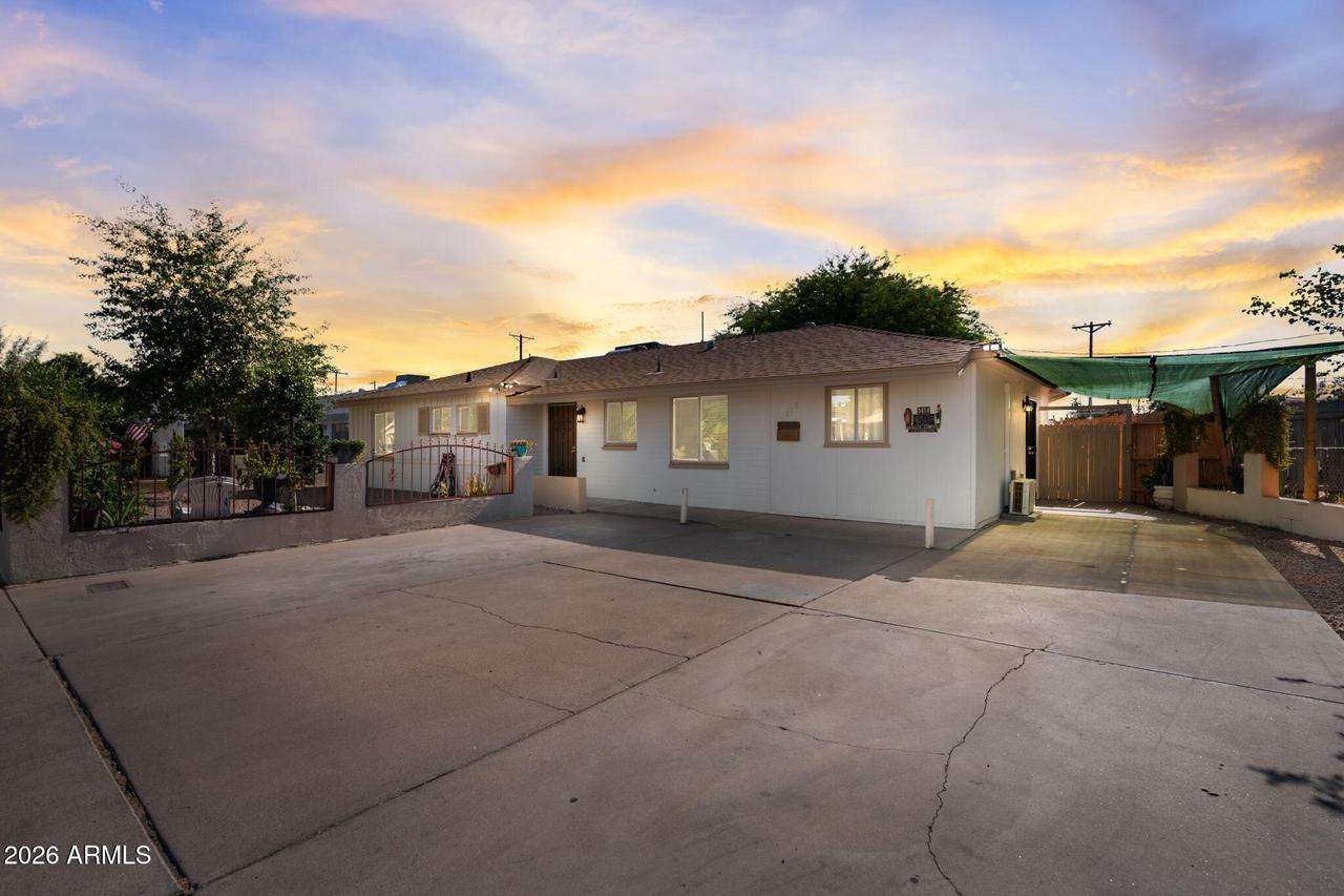 5618 N 35th Dr., Phoenix, AZ 85019