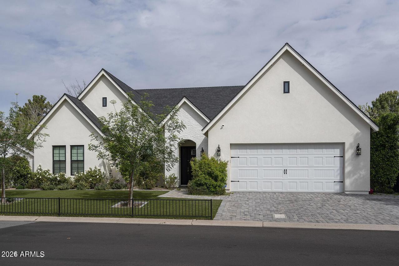 16 W Ocotillo Rd., Phoenix, AZ 85013