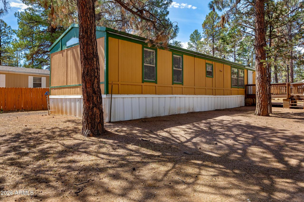 2177 Ruby Ln., Overgaard, AZ 85933