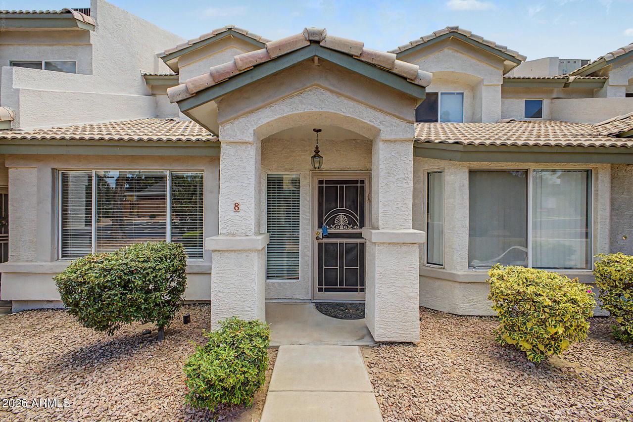 4805 E Kachina Tr. #8, Phoenix, AZ 85044