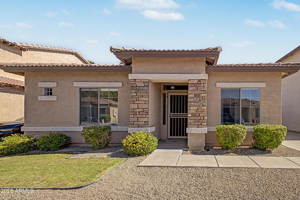 5207 W Paradise Dr., Glendale, AZ 85304