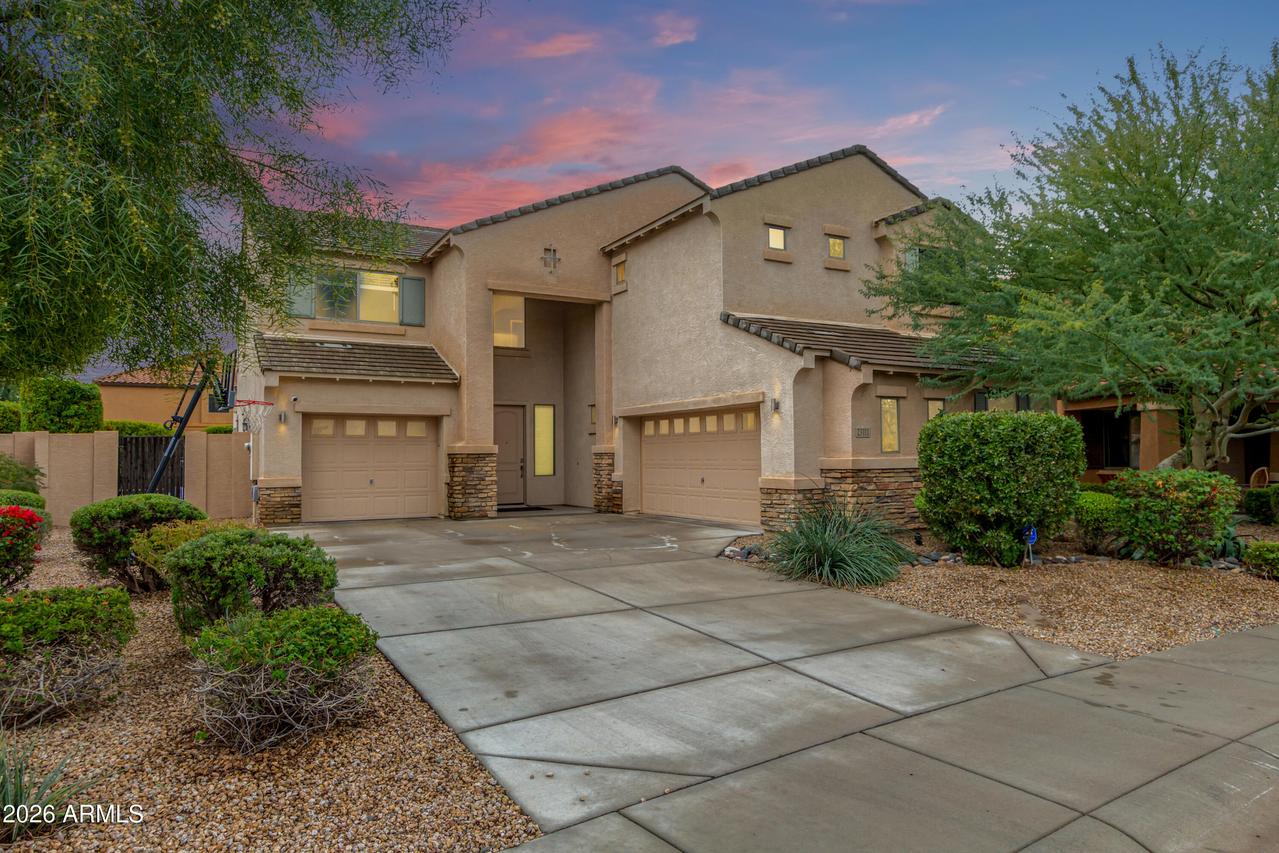 23111 N 40th Way, Phoenix, AZ 85050