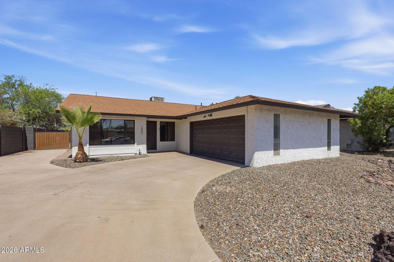 1302 S Revere, Mesa, AZ 85210