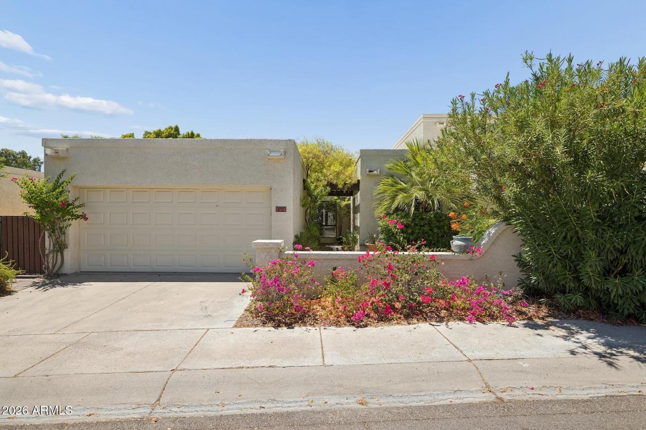 4717 E Winston Dr., Phoenix, AZ 85044