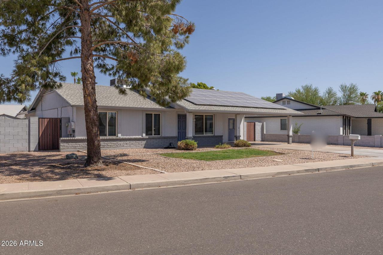 2544 E Commonwealth Cir., Chandler, AZ 85225