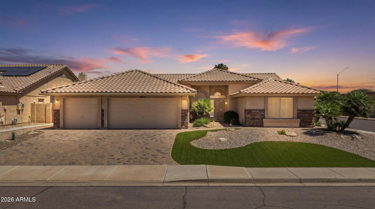 8306 W Tonto Ln., Peoria, AZ 85382