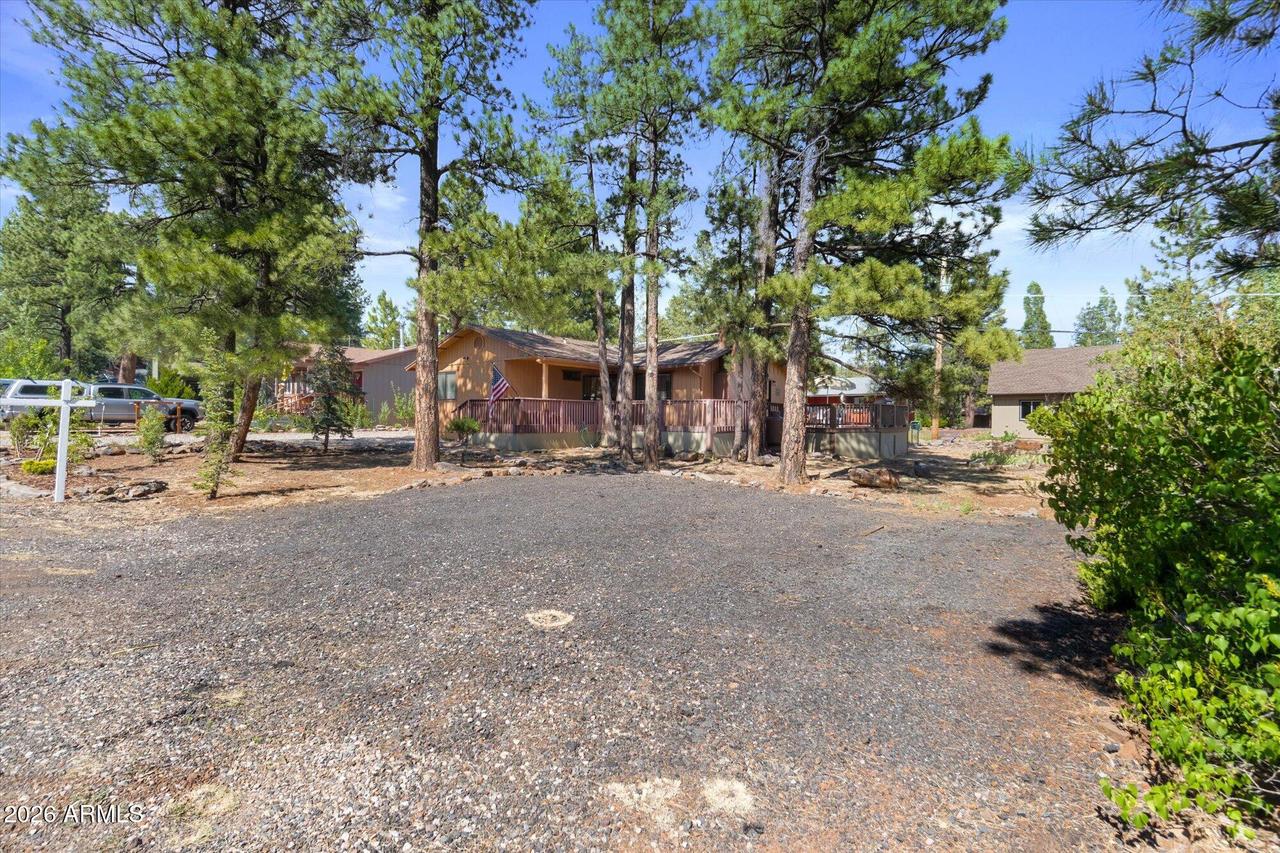 17395 Big Sky Dr., Munds Park, AZ 86017
