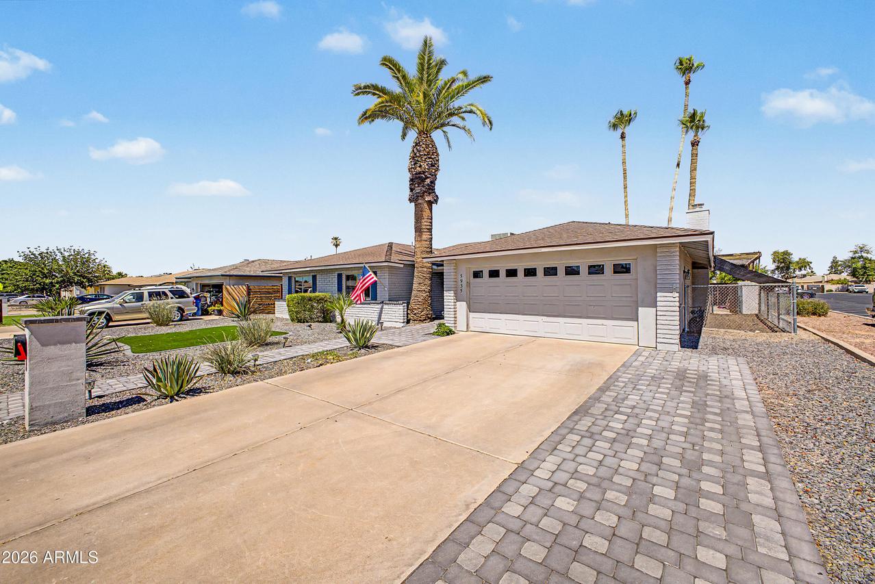 5935 S Lakeshore Dr., Tempe, AZ 85283