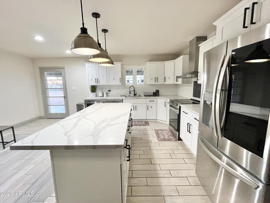 5527 W Morten Ave., Glendale, AZ 85301