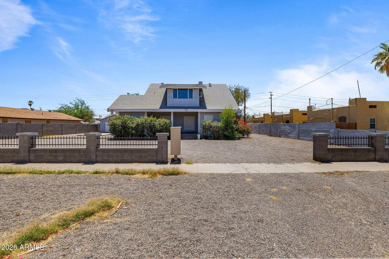 2021 W Washington St., Phoenix, AZ 85009