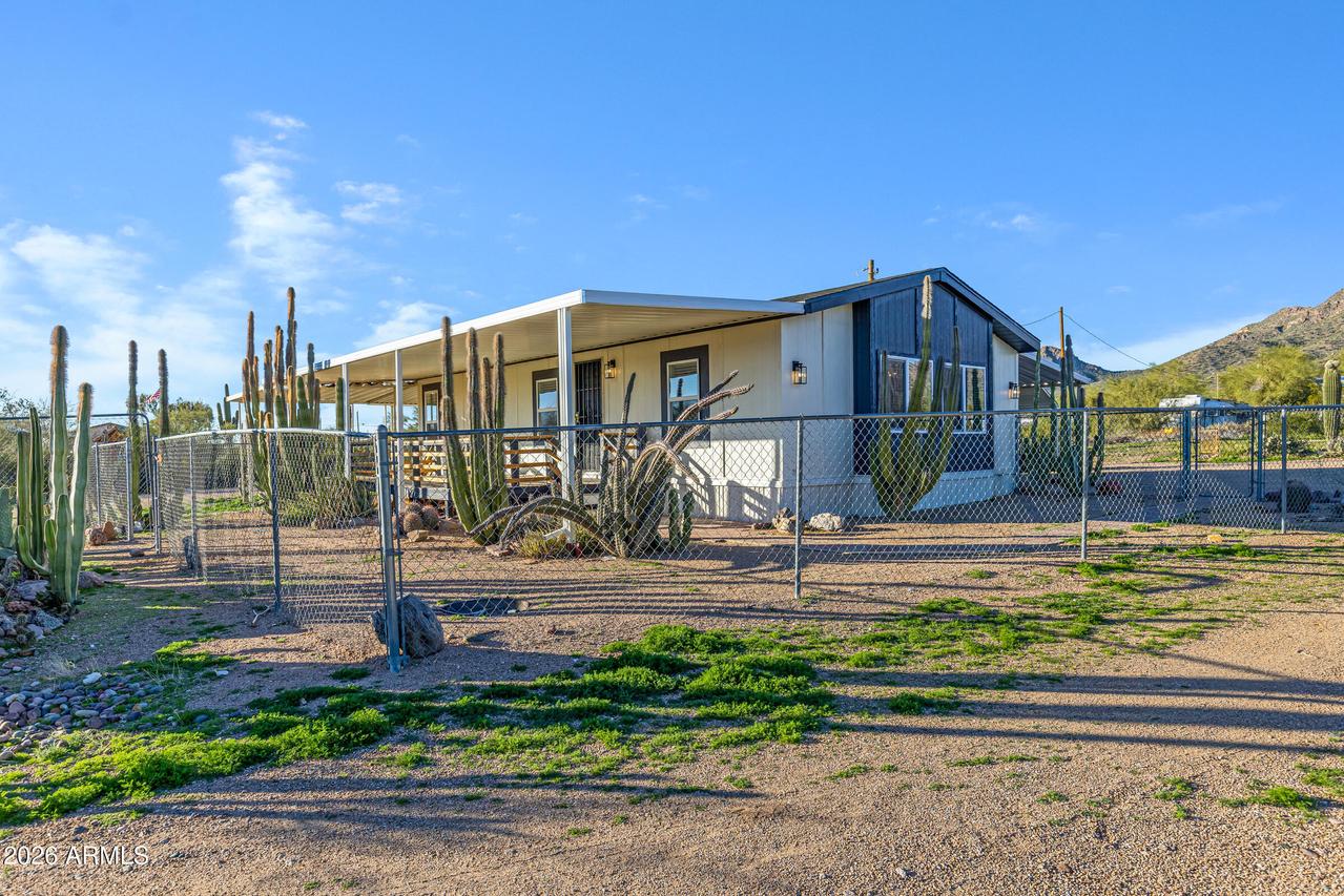 4556 N Ironwood Dr., Apache Junction, AZ 85120