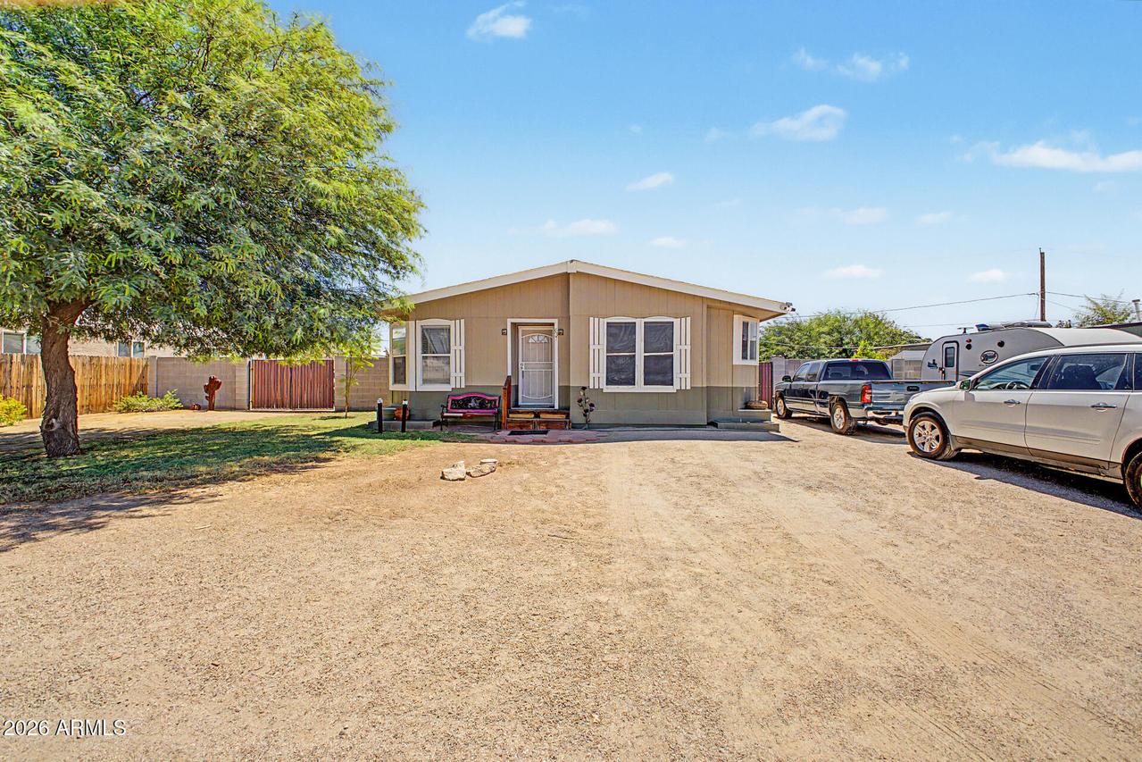 637 S 96th St., Mesa, AZ 85208