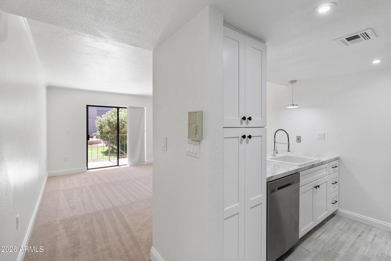 3033 E Devonshire Ave. #1016, Phoenix, AZ 85016