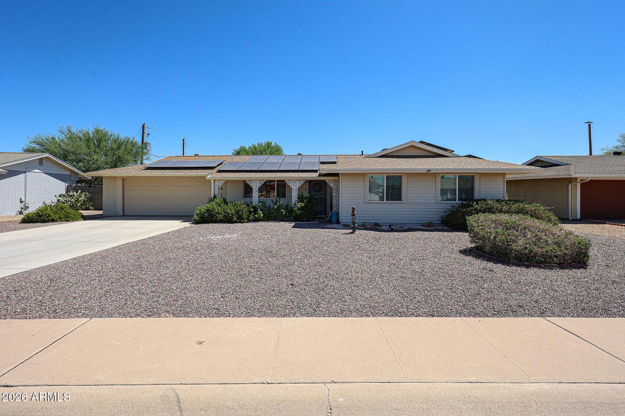11621 N Desert Hills Dr., Sun City, AZ 85351
