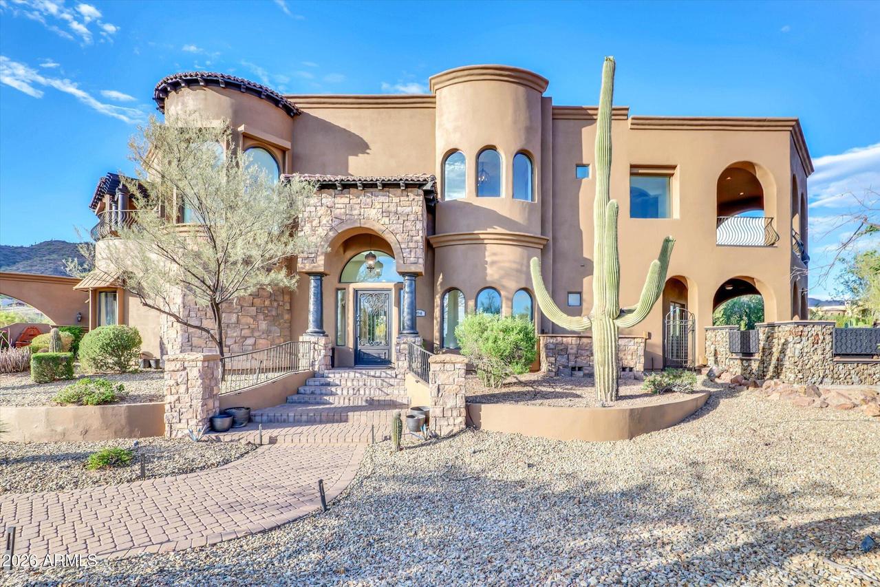8746 E Russell St., Mesa, AZ 85207