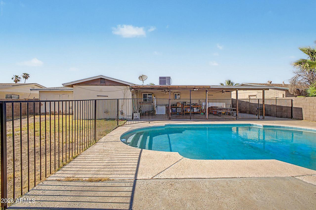 3833 W Vogel Ave., Phoenix, AZ 85051