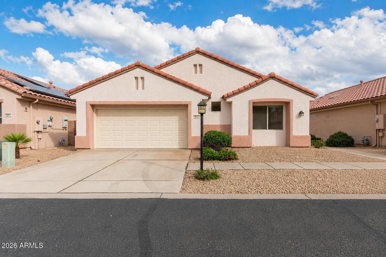 15907 W Sunstone Ln., Surprise, AZ 85374