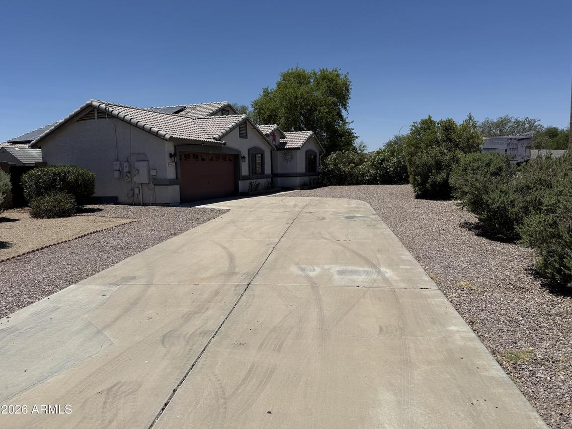 5462 N 77th Dr., Glendale, AZ 85303
