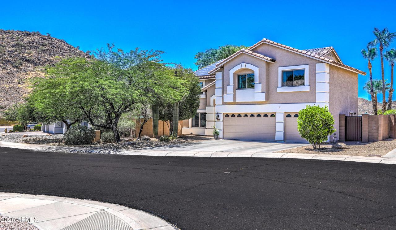 2032 E Mariposa Grande St., Phoenix, AZ 85024
