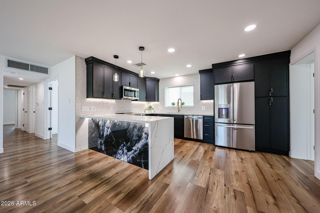 3707 E Amelia Ave., Phoenix, AZ 85018
