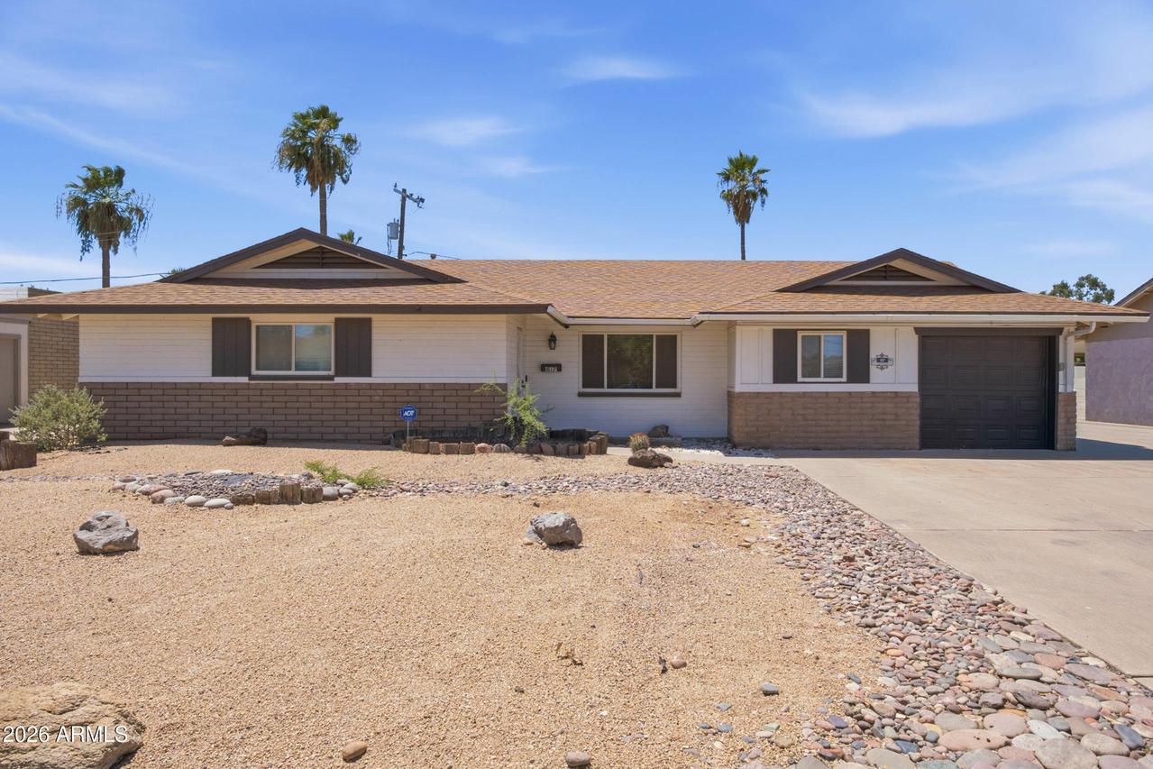 817 W Romo Jones St., Tempe, AZ 85281