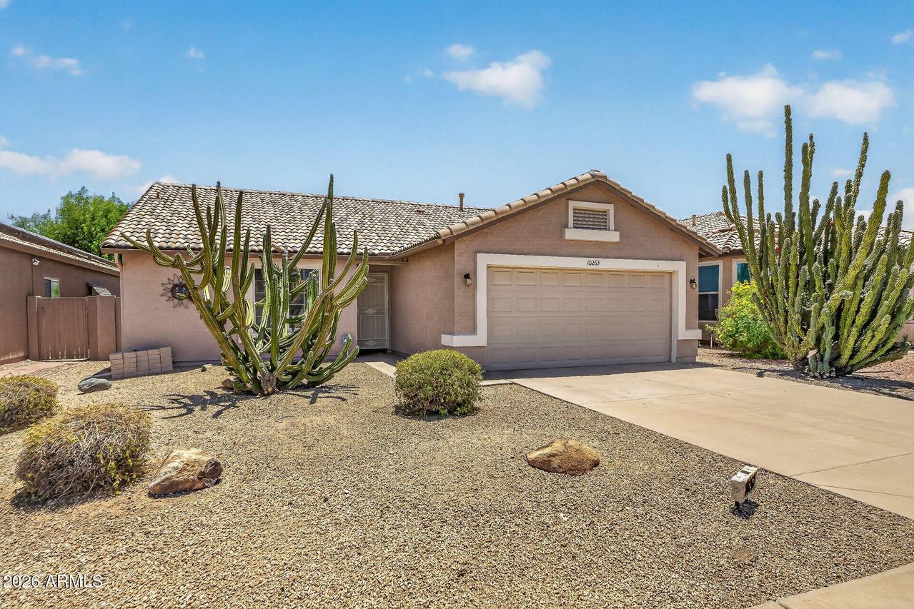 10263 W Mohawk Ln., Peoria, AZ 85382