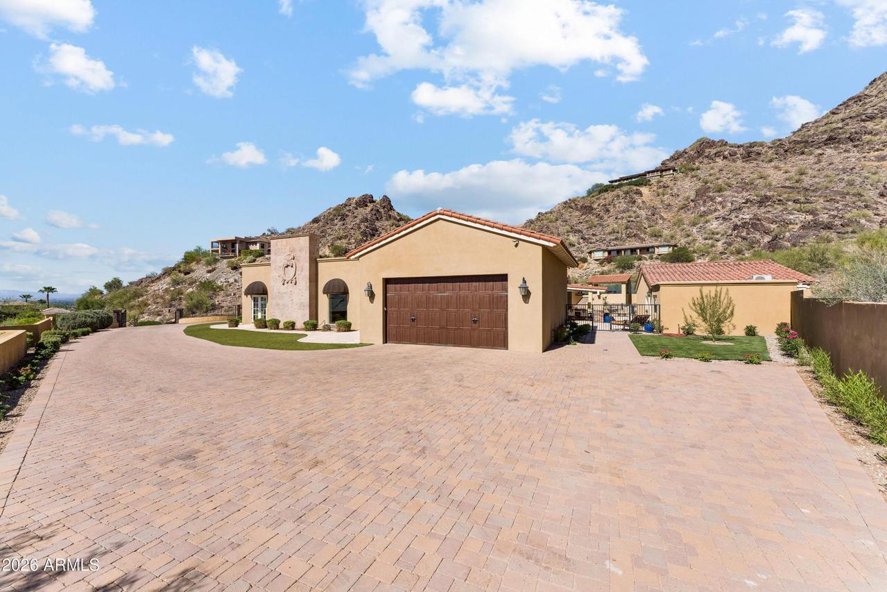5315 E Paradise Canyon Rd., Paradise Valley, AZ 85253