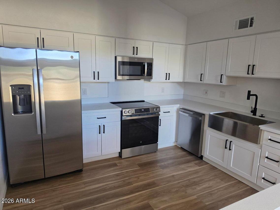 525 N May St. #9, Mesa, AZ 85201