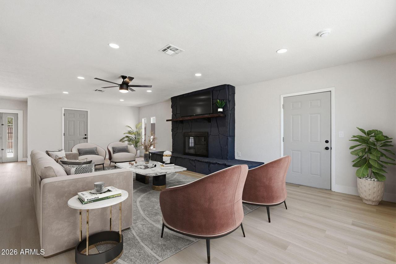 2617 W Lawrence Rd., Phoenix, AZ 85017
