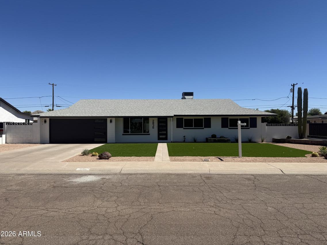 2836 E Yucca St., Phoenix, AZ 85028