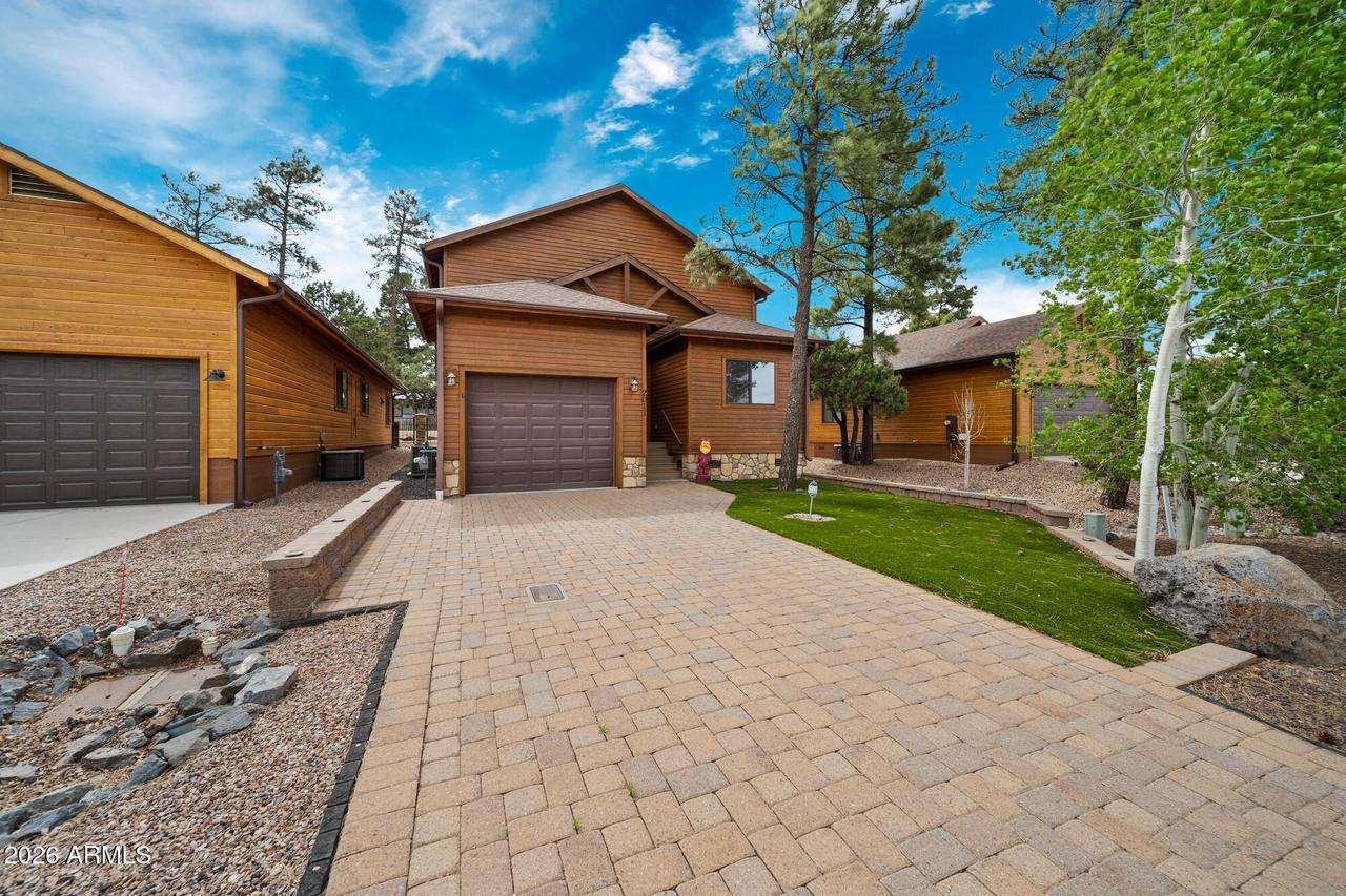 2011 N Lake Breeze Rd., Lakeside, AZ 85929