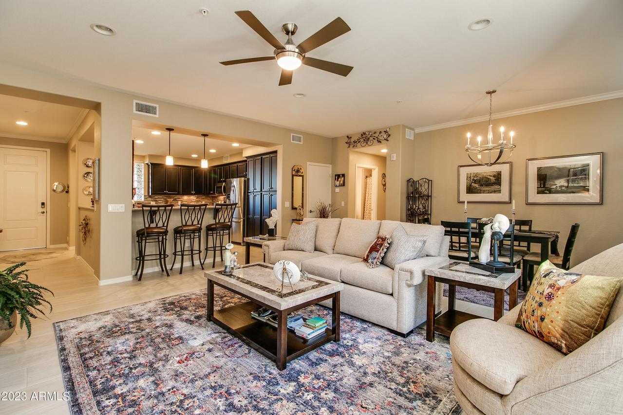 17850 N 68th St. #2165, Phoenix, AZ 85054