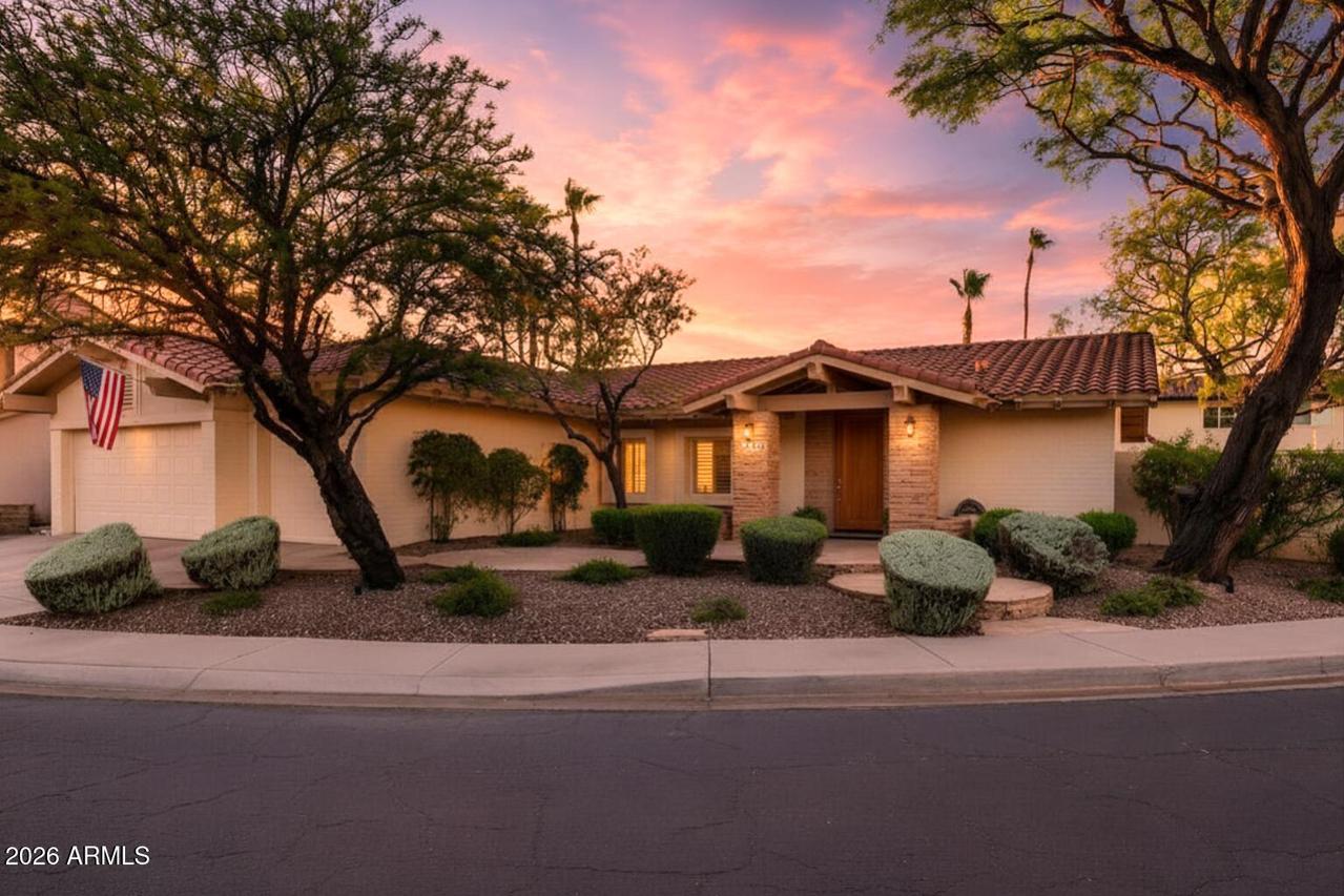 5726 E Everett Dr., Scottsdale, AZ 85254