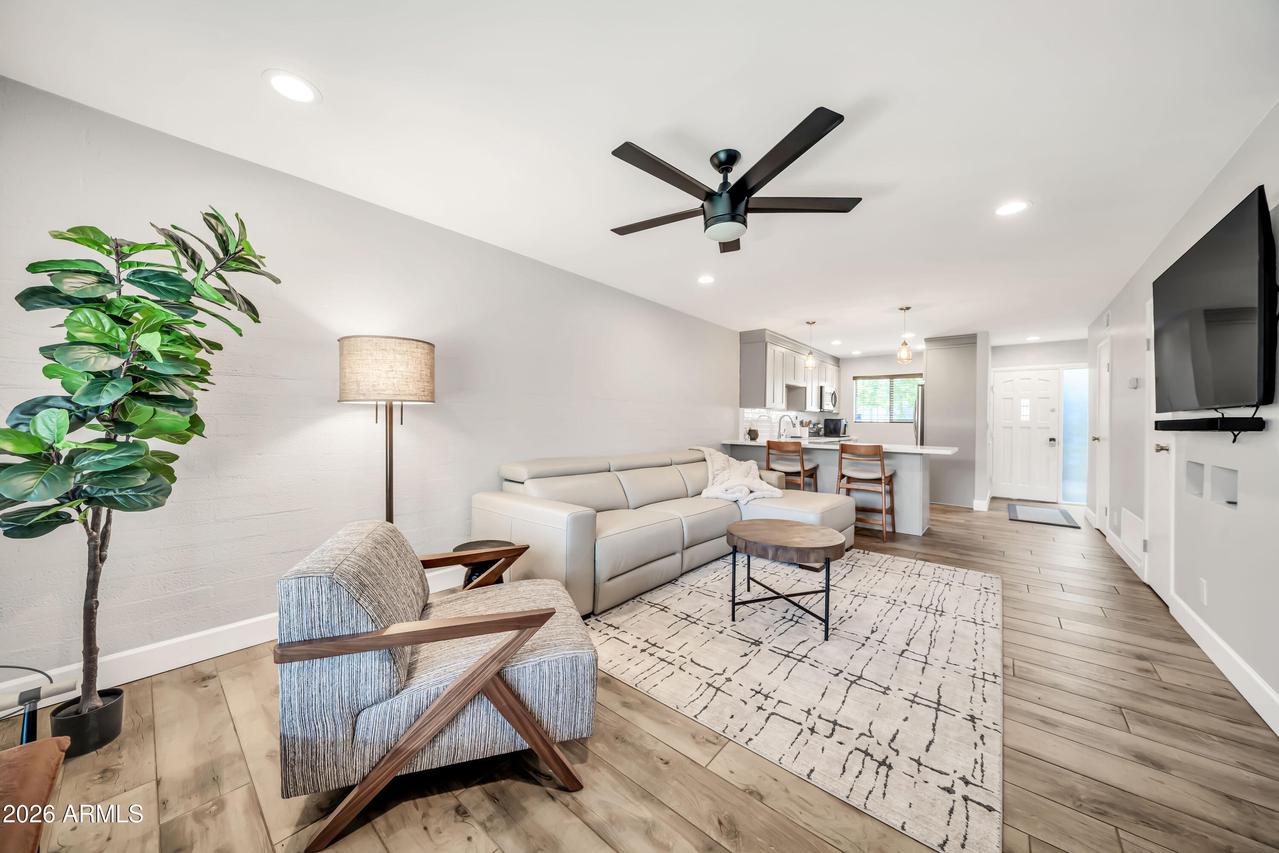 4701 N 68th St. #114, Scottsdale, AZ 85251
