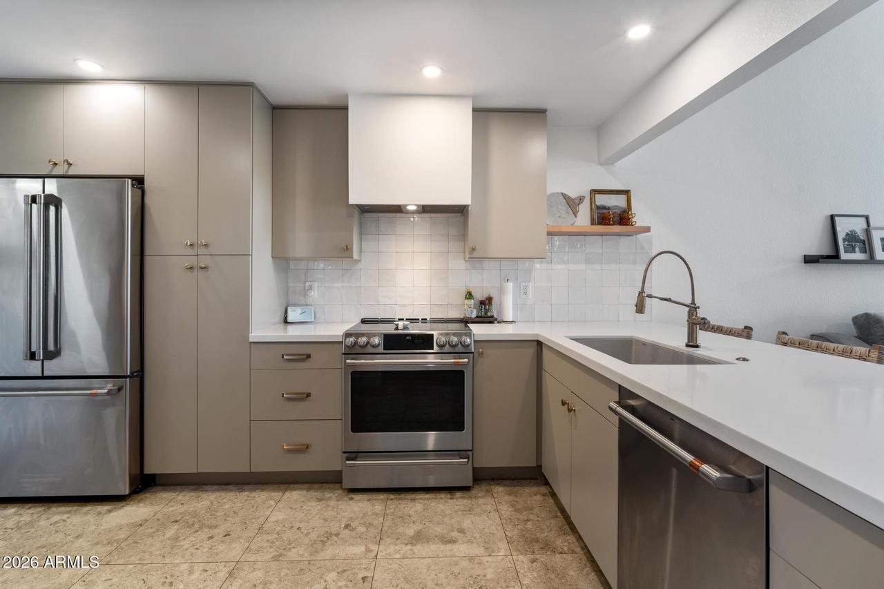 1220 E Bluebell Ln., Tempe, AZ 85288