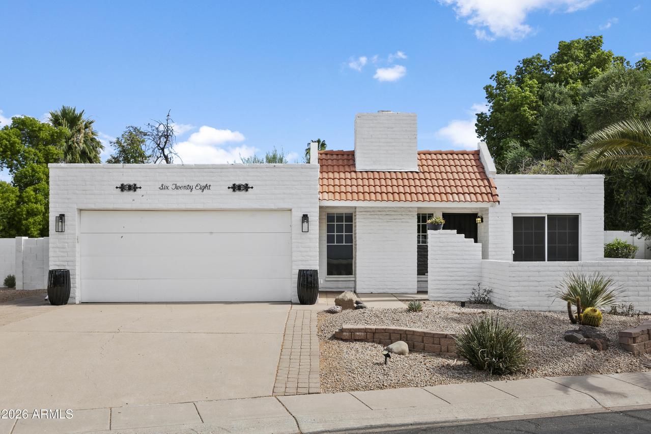 628 E Boca Raton Rd., Phoenix, AZ 85022