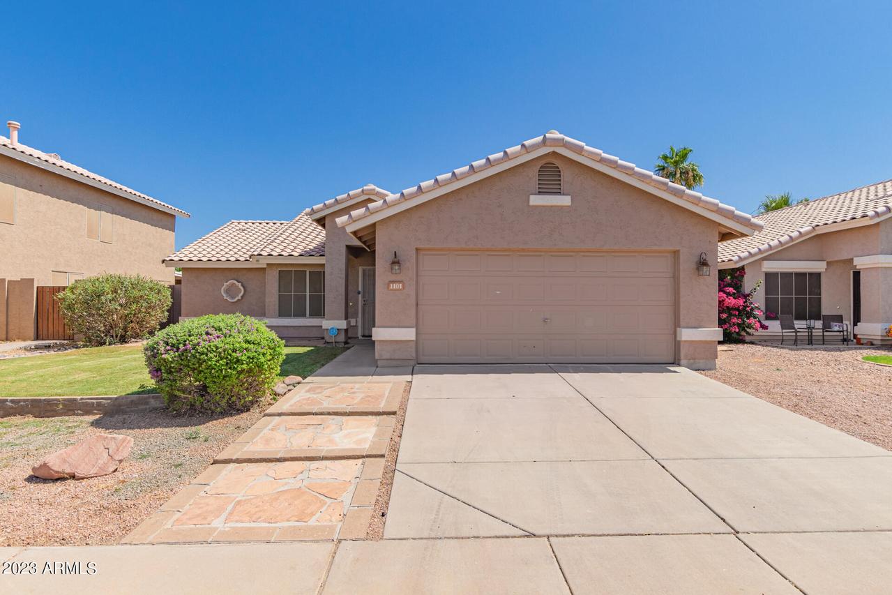 1101 W Goldfinch Way, Chandler, AZ 85286