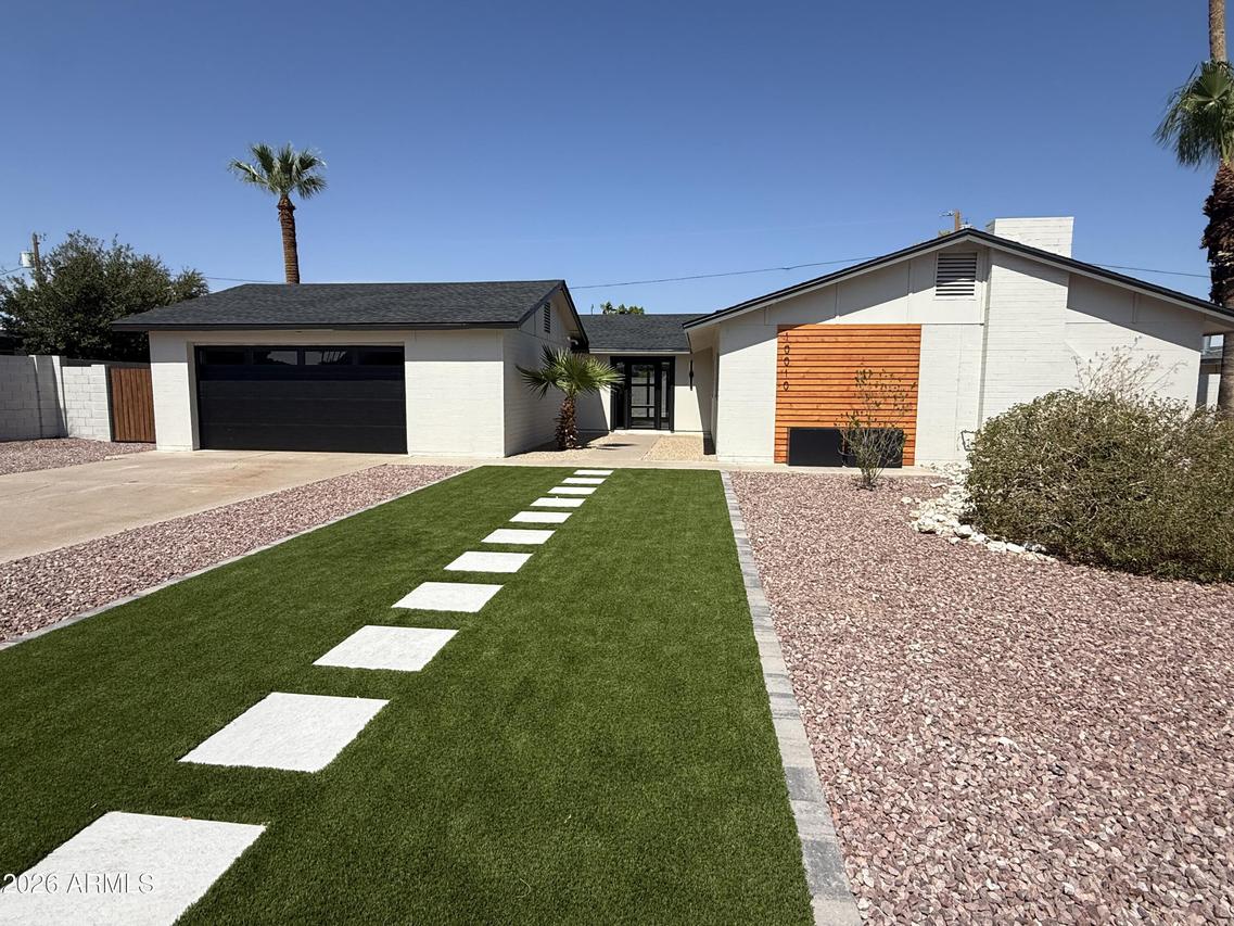 10010 N 29th St., Phoenix, AZ 85028
